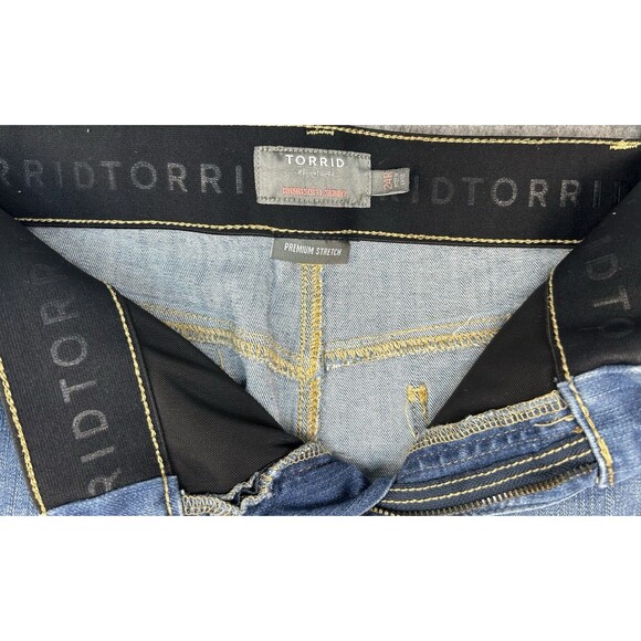 Torrid Women's 24R Premium Stretch Bombshell Skinny Ankle Denim Jeans Distressed - Picture 9 of 10